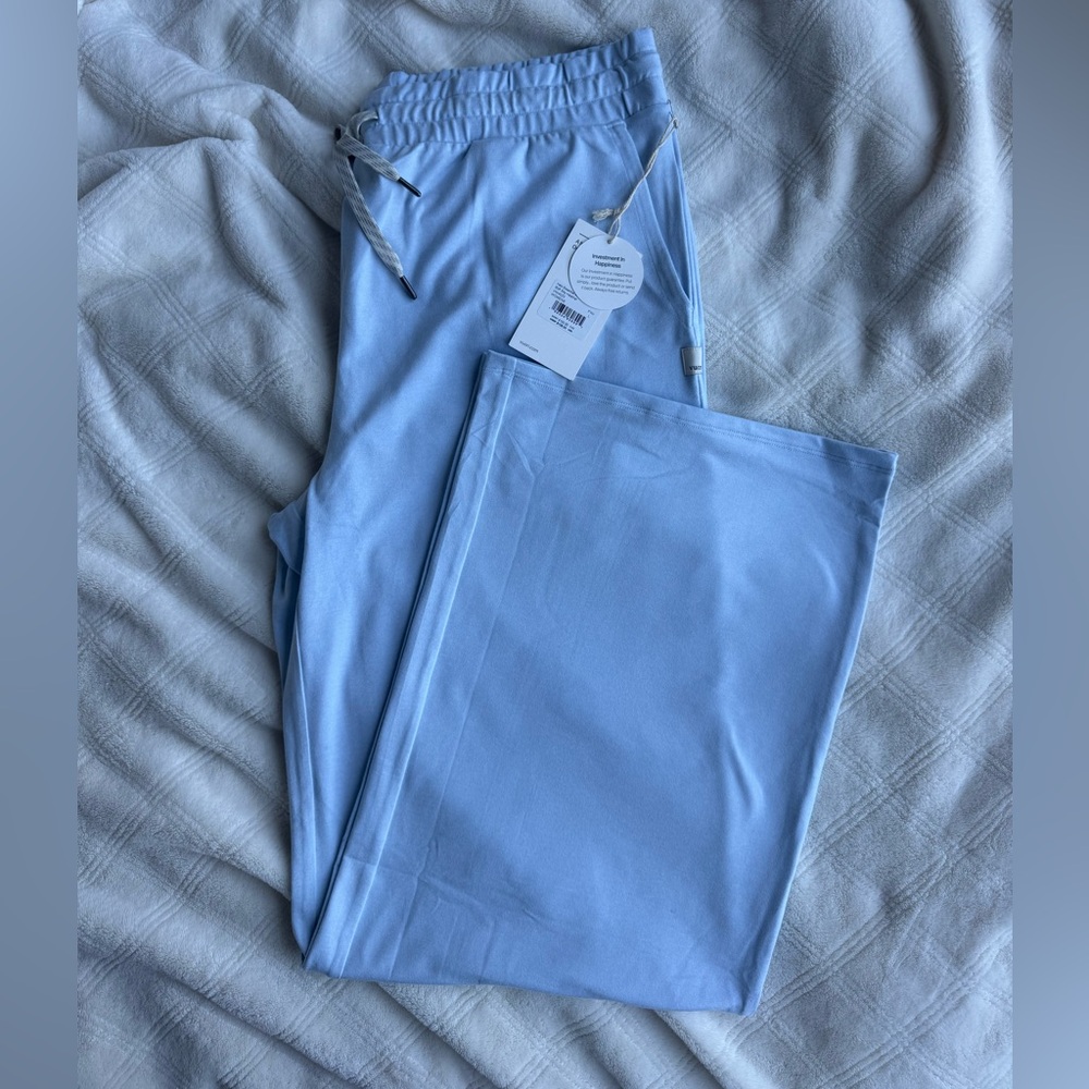 Vuori Halo Essential Wideleg Pant (Soft Sky Heather) (regular version)